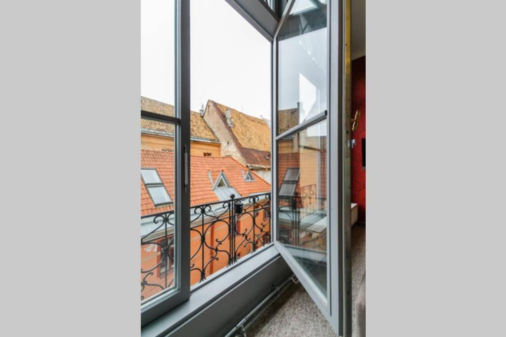 Old Town View In With Sauna Leilighet